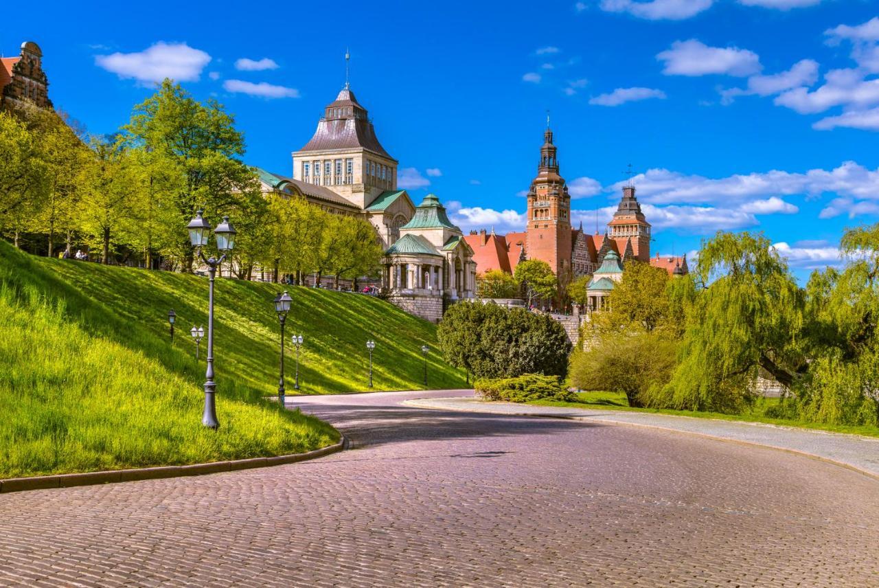Park Apartments - Old Town Szczecin Buitenkant foto
